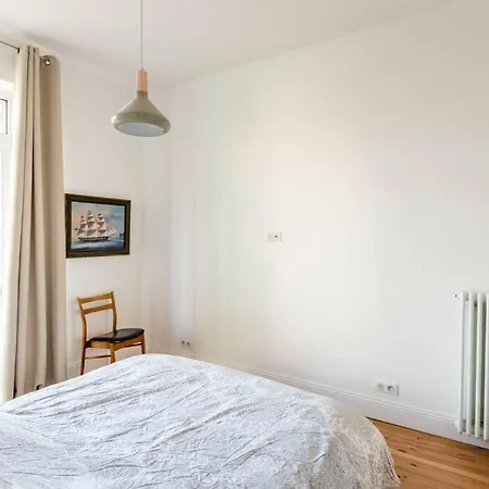 Appt F4 Neuf Lumineux, Centre Ville, Garage Daire *