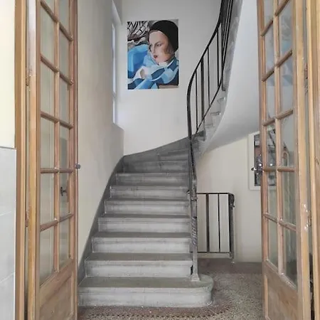 Appt F4 Neuf Lumineux, Centre Ville, Garage Daire