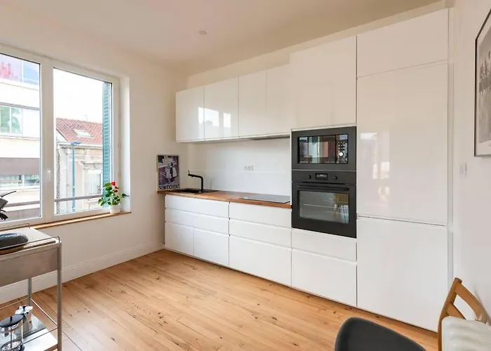 شقة Appt F4 Neuf Lumineux, Centre Ville, Garage *